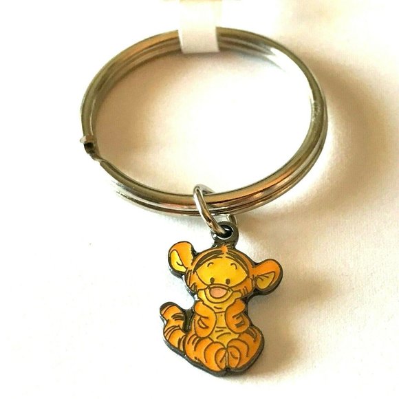 Vintage Disney Tigger Keychain Keyring Winnie The Pooh Vintage Disneyana - Picture 1 of 7